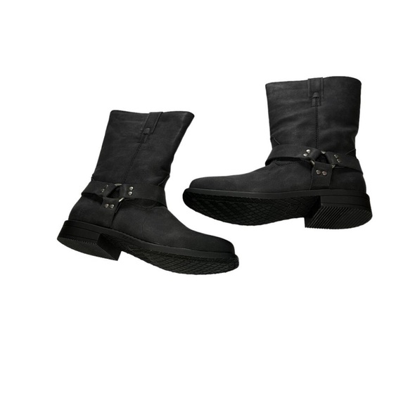 FRYE Black Moto Boots Harness Metal Rivots Mid Shaft Leather Mens 5 Womens 7 - Picture 1 of 9